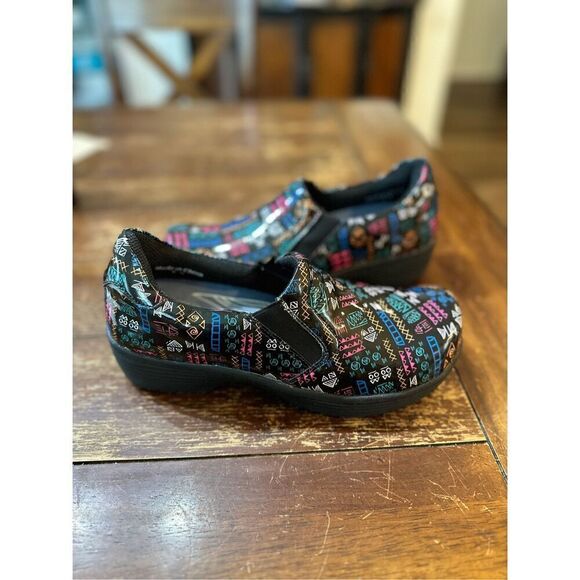 Hawkwell Pro Leather Nurse Clogs for Women - Picture 2 of 12